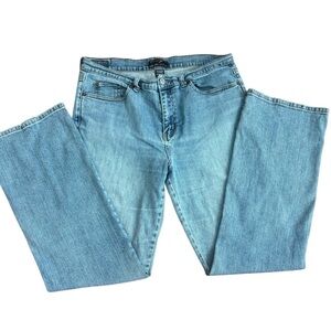 New York & Company straight leg jeans, medium wash, size 12 average.